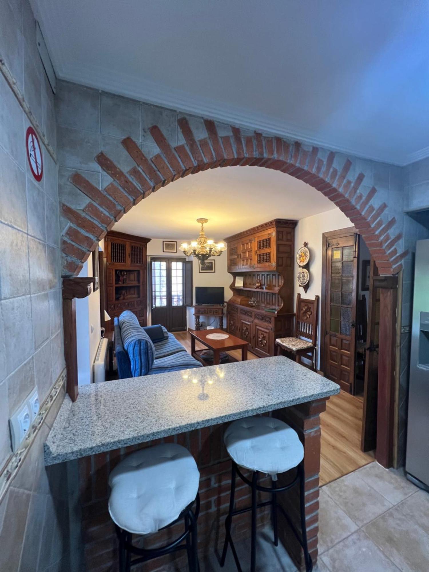 Apartamento El Rincon Del Gato ซันติยานาเดลมาร์ ภายนอก รูปภาพ
